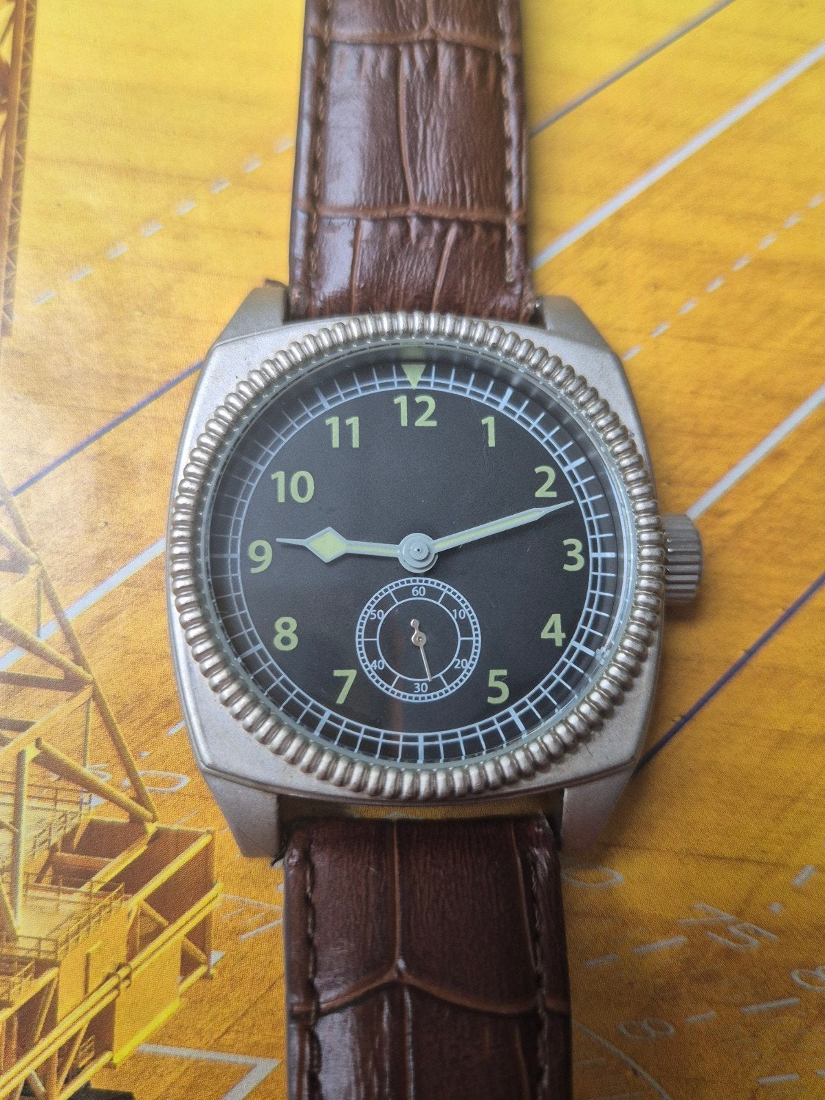 Flieger Piloten horloge handopwinder Majetek verzameling, Handtassen en Accessoires, Horloges | Antiek, Overige merken, Staal