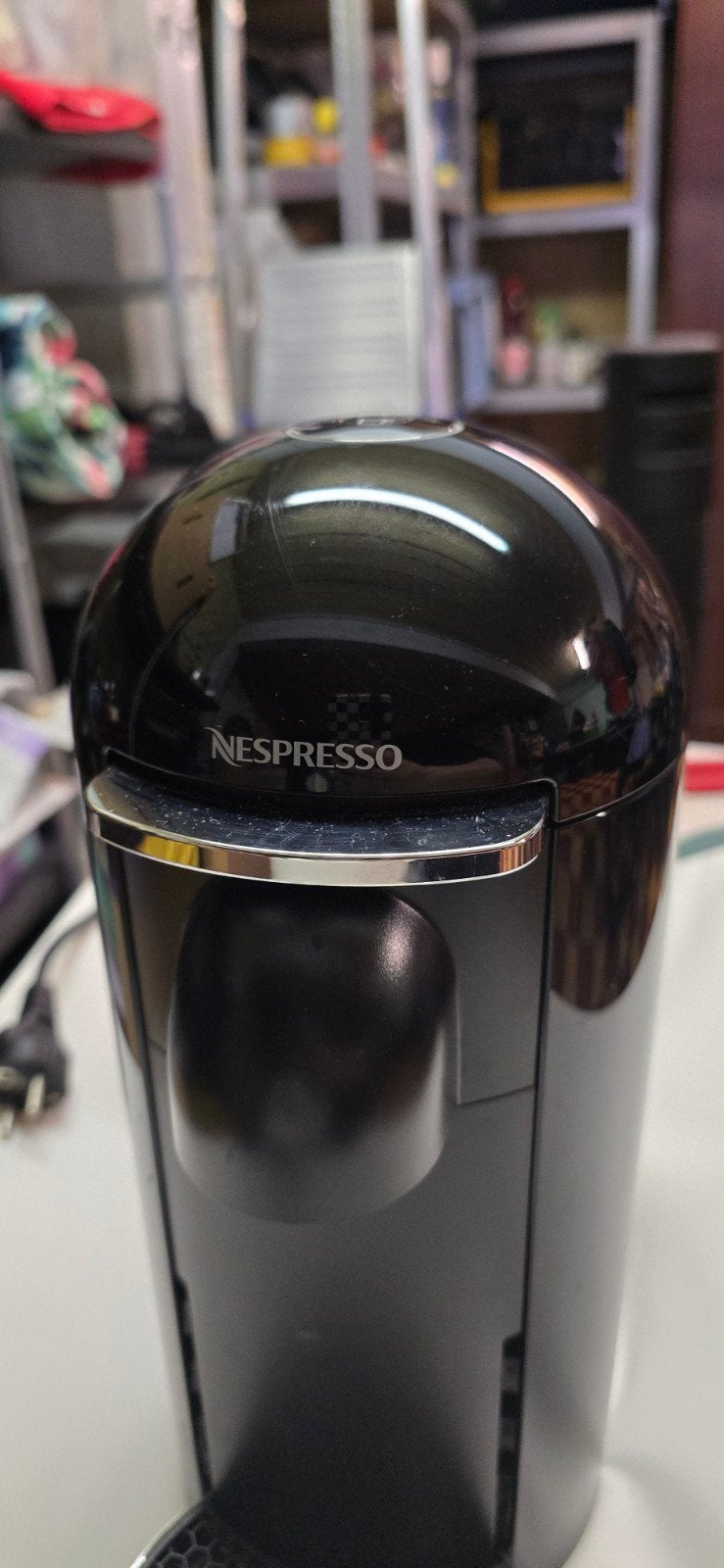 Cafetière Nespresso Vertuo, Electroménager, Réservoir d'eau amovible, Enlèvement ou Envoi, Dosettes et capsules de café, 1 tasse