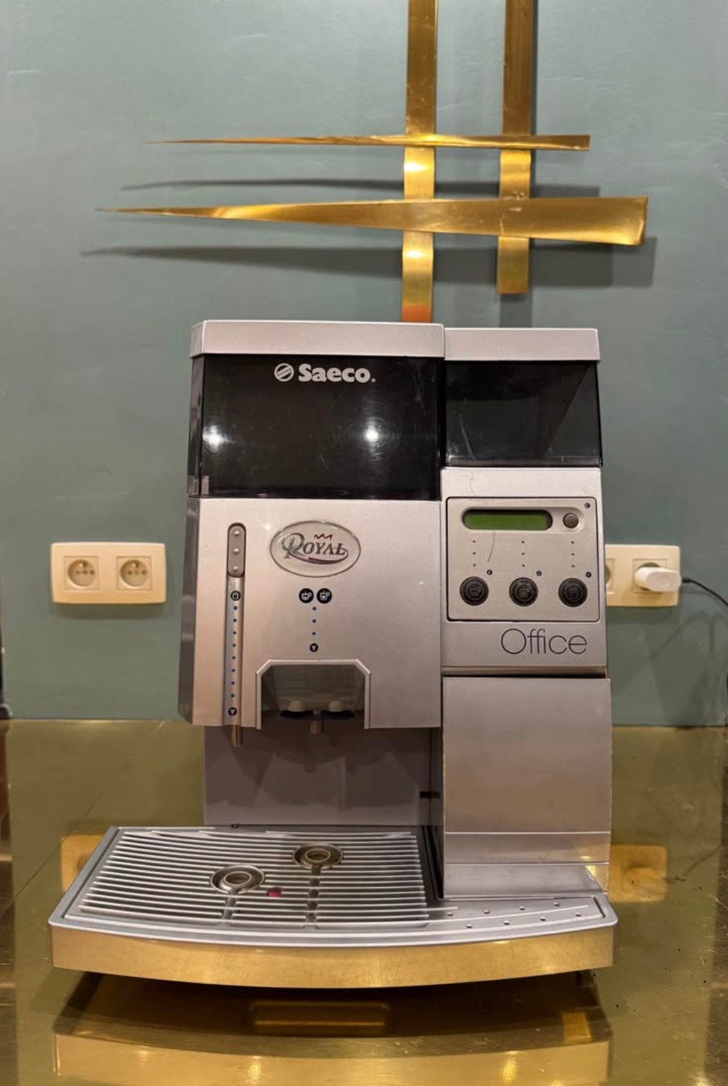 Machine a café Saeco, Machine à espresso, Réservoir d'eau amovible, Café en grains, Enlèvement