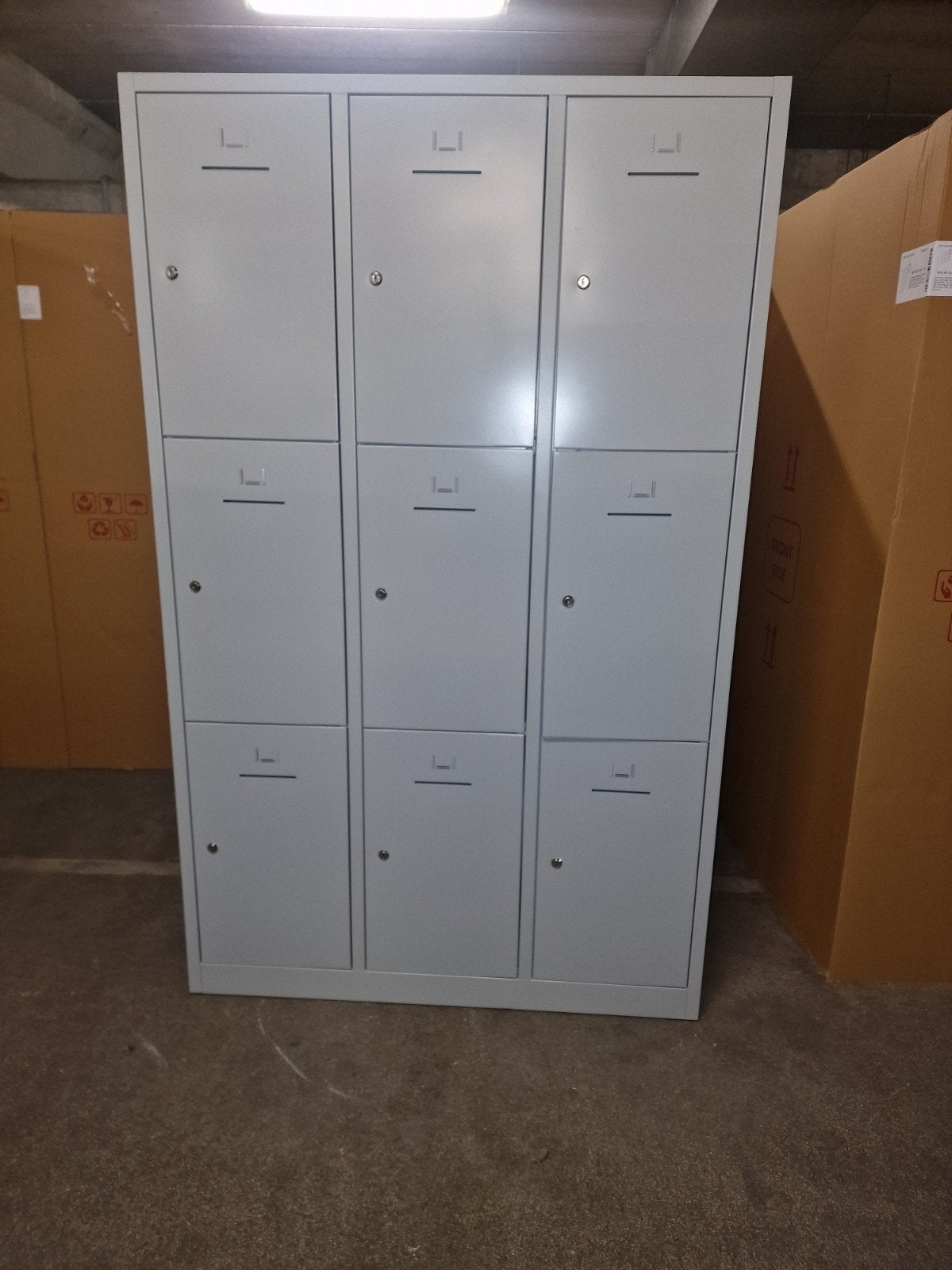 lockers kasten, Ophalen