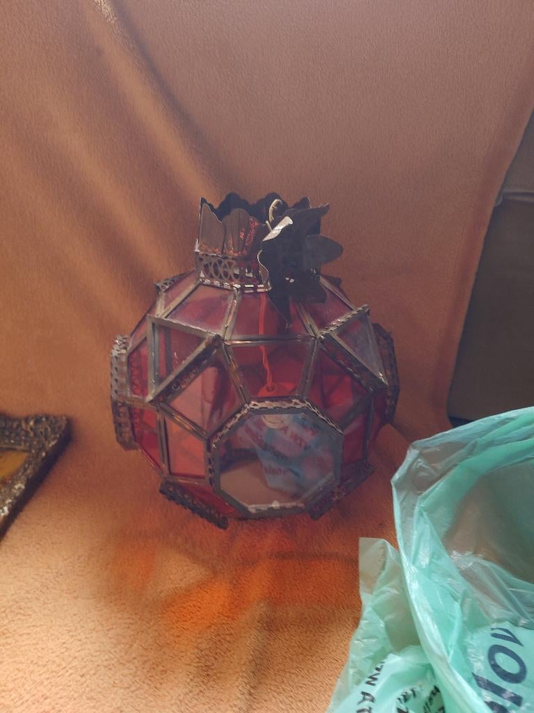 Oosterse hanglamp / lantaarn met rood glas, Enlèvement, Verre