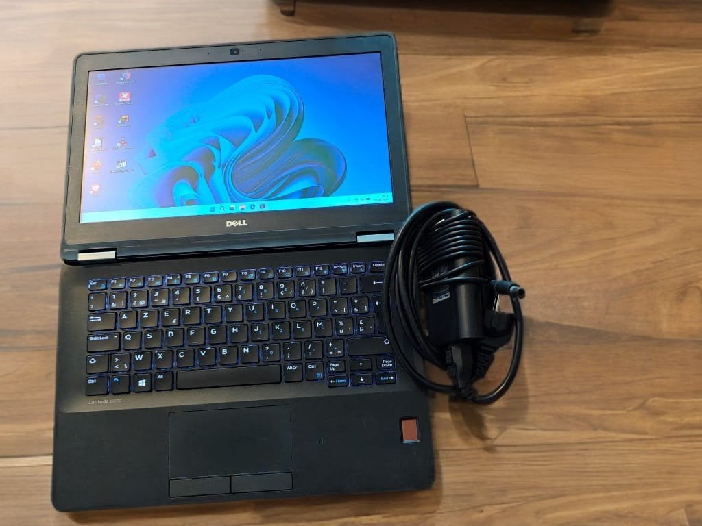 DELL E7270, 256 GB, 2 tot 3 Ghz, 13 inch, Ophalen of Verzenden