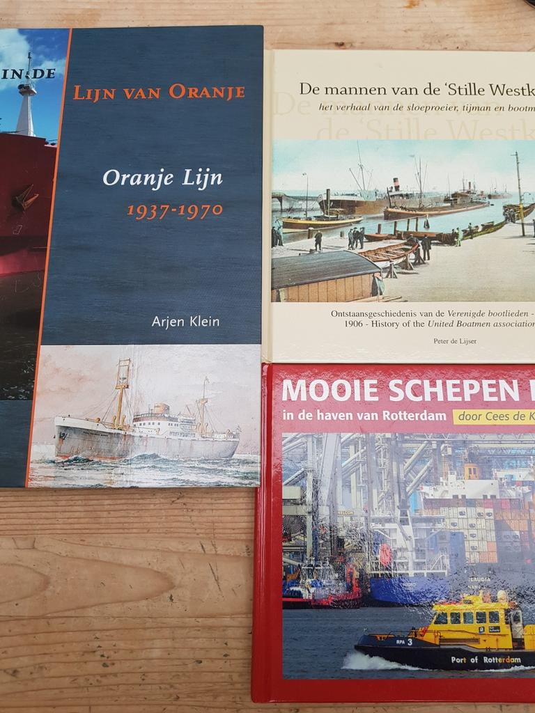 3 scheepvaartboeken Oranje lijn 1937-1970 + 2, Enlèvement ou Envoi, Comme neuf
