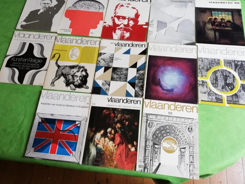 TIJDSCHRIFT VLAANDEREN;  12 OUDE NUMMERS UIT PERIODE 1968-19, Verzamelen, Ophalen of Verzenden, 1960 tot 1980, Tijdschrift