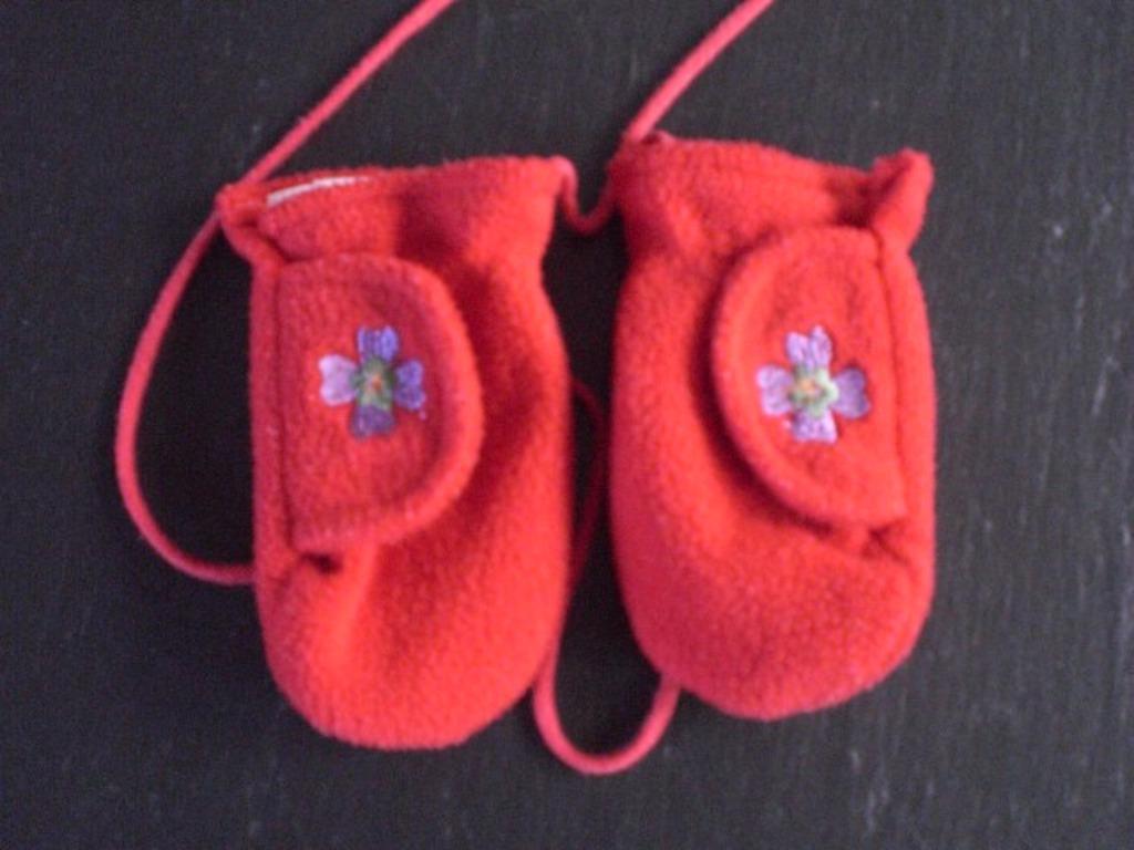 Moufles rouge 18 mois, Enlèvement ou Envoi, Utilisé, Garçon ou Fille