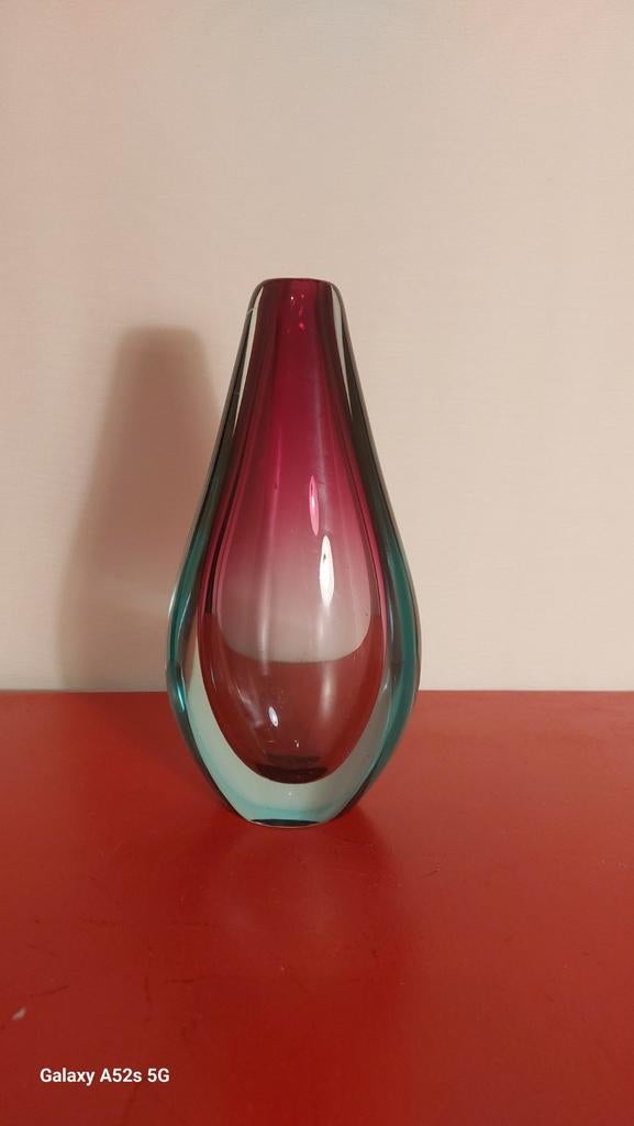 Prachtige Vintage Murano vaasje., Antiek en Kunst, Kunst | Designobjecten, Ophalen of Verzenden