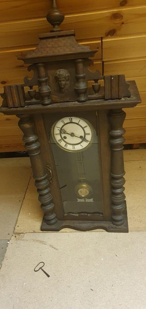Ancienne horloge avec clé, Antiquités & Art, Enlèvement