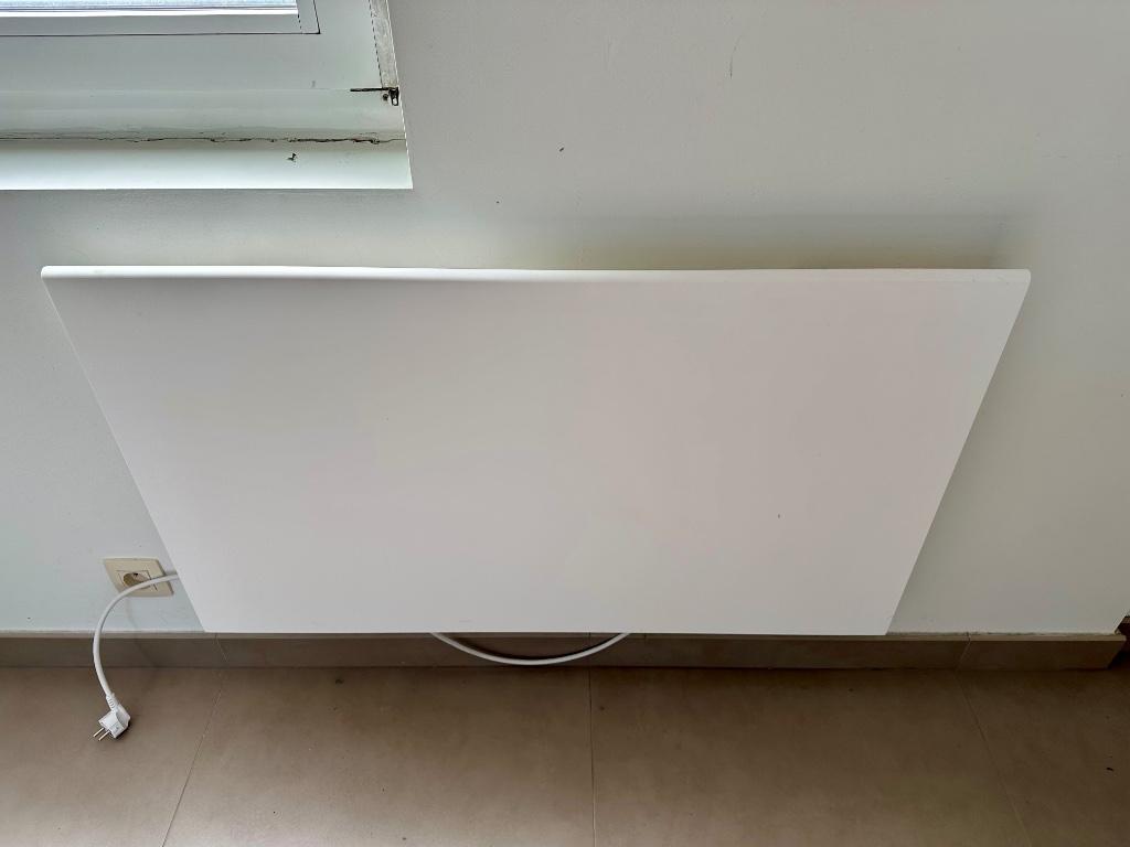 Radiateur électrique extra-plat, 800 watts ou plus, Enlèvement, Utilisé, Radiateur