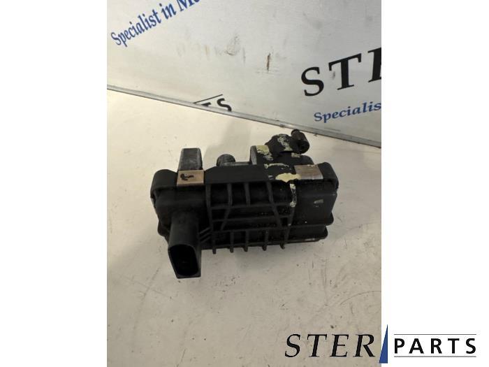 Actuator elektrisch (Turbo) van een Mercedes E-Klasse, Auto-onderdelen, Ophalen of Verzenden, 3 maanden garantie, Gebruikt