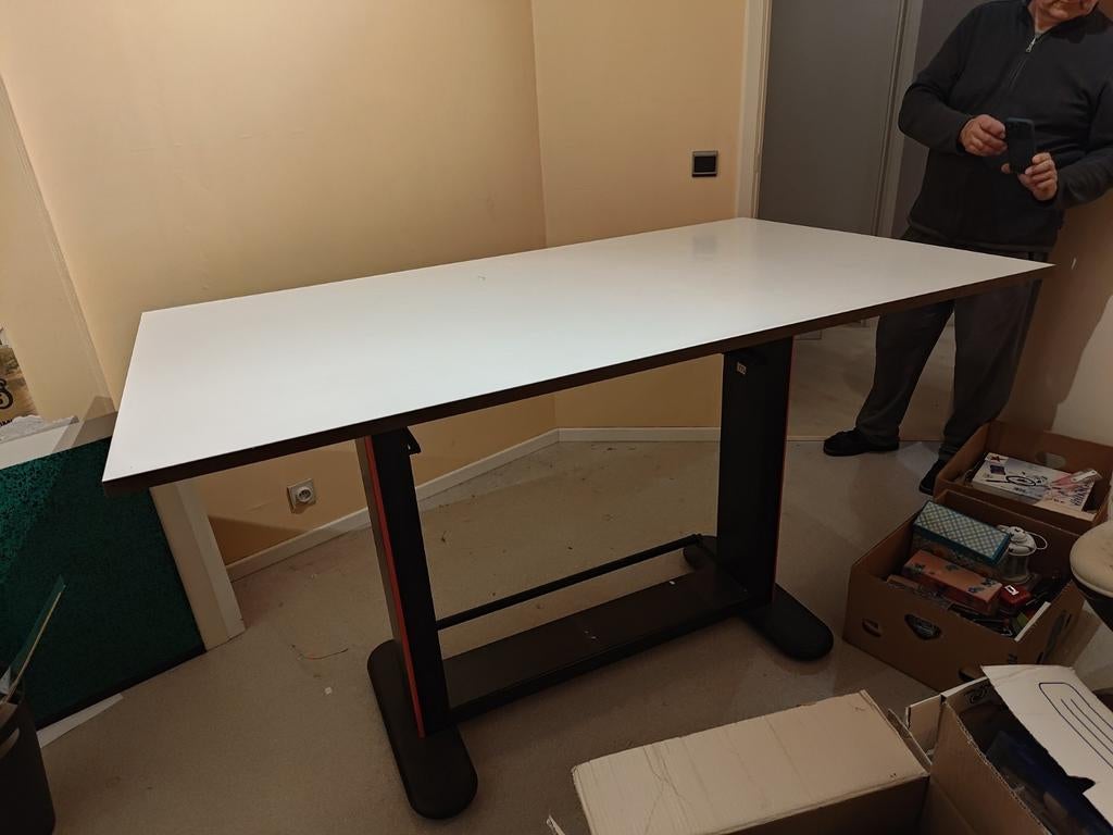 Grote tekentafel, Enlèvement, Utilisé