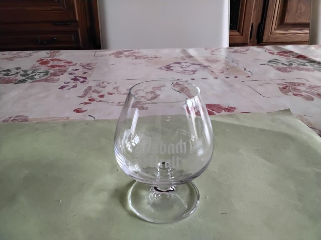 Klein cognac glas en lang wodka glas ( 3 euro voor de 2), Verzamelen, Ophalen, Nieuw