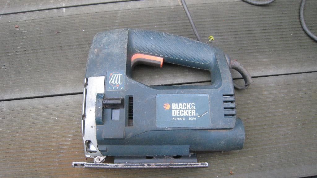 scie sauteuse, Enlèvement ou Envoi, Utilisé, Scie sauteuse, Black & Decker