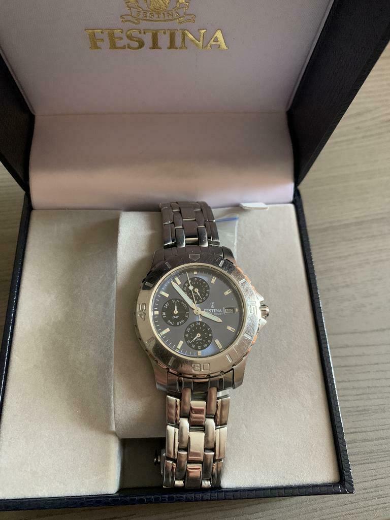 Montre festina, Handtassen en Accessoires, Horloges | Dames, Gebruikt