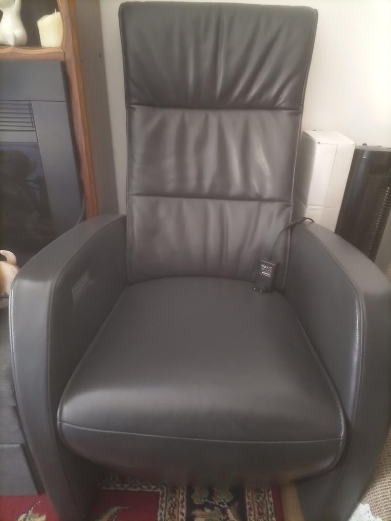 Beau relax électrique gris anthracite (fonctionnel) à vendre, Enlèvement, Comme neuf