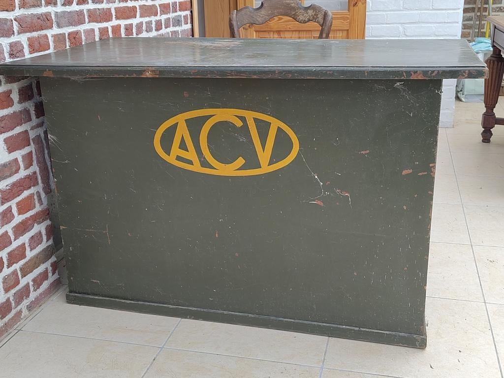 Bureau ACV d'autrefois, Enlèvement