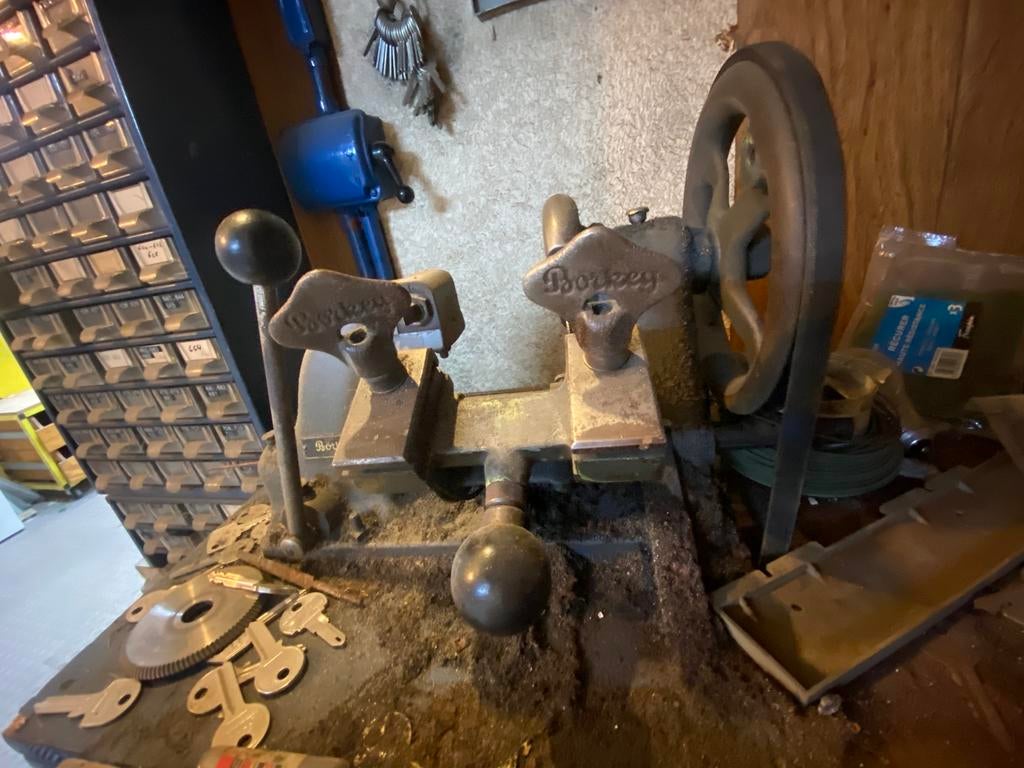 Machine à reproduire des clés, Enlèvement, Utilisé