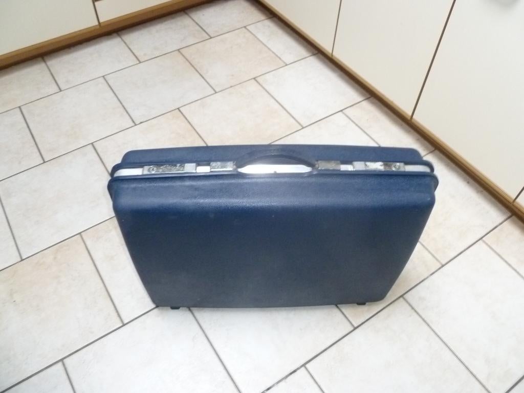 valise bleu Royal Traveller, Enlèvement, Utilisé, Plastique dur