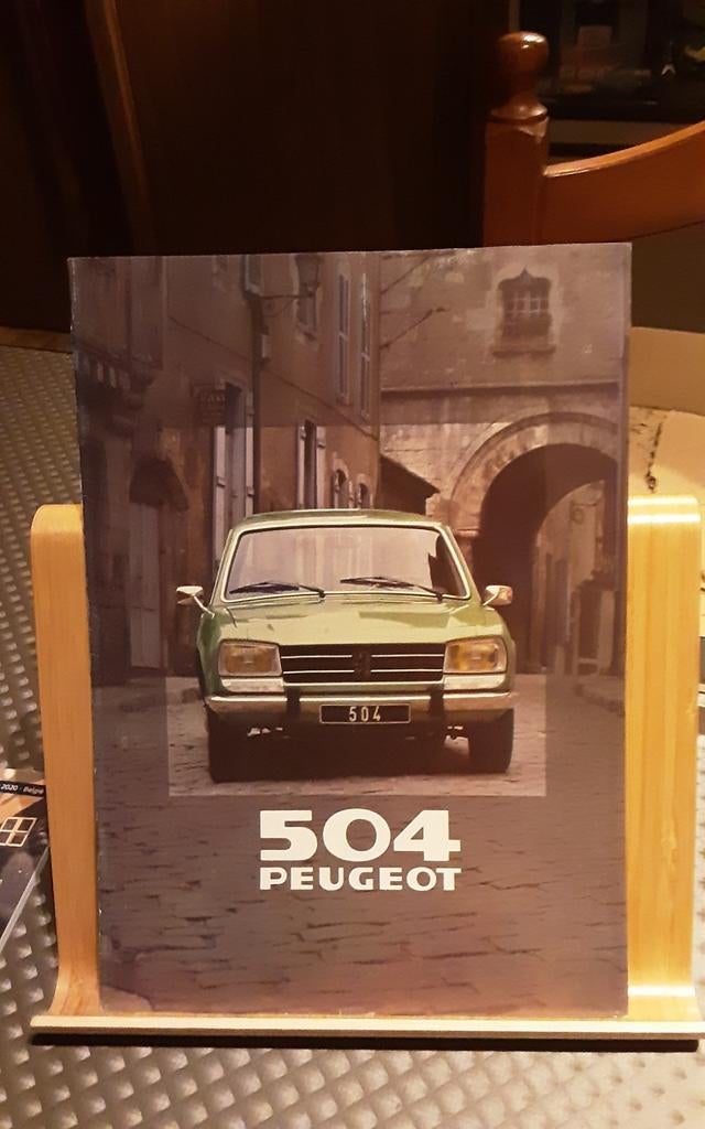 PEUGEOT 504 break brochure, Boeken, Ophalen of Verzenden, Zo goed als nieuw, Peugeot