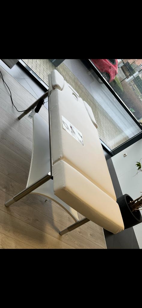 behandeltafel, Ophalen, Zo goed als nieuw, Massagetafel