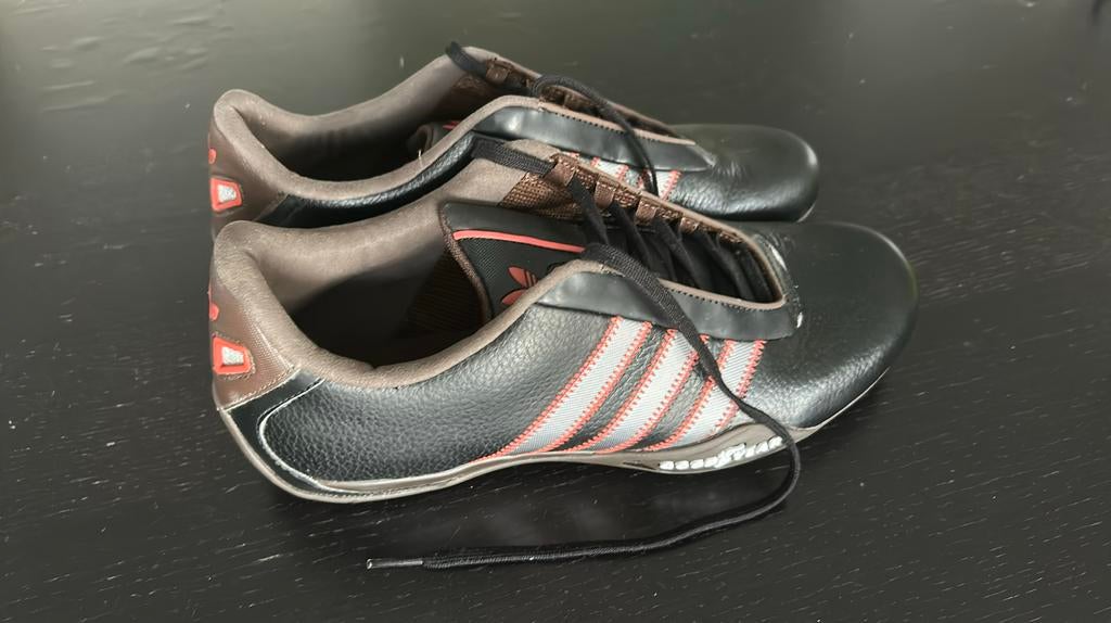 Baskets en cuir Adidas taille 42, Sports & Fitness, Course, Jogging & Athlétisme, Adidas, Course à pied, Chaussures de course à pied