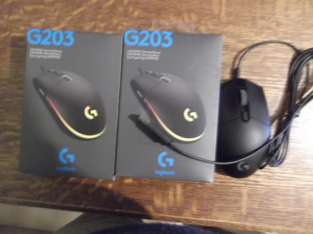 Souris d'ordinateur Gaming noir logitech G203, Informatique & Logiciels, Neuf, Souris, Logitech, Gaucher