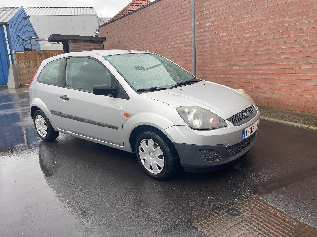 FORD FIESTA 2006, Auto's, Stof, Overige modellen, Handgeschakeld, Particulier
