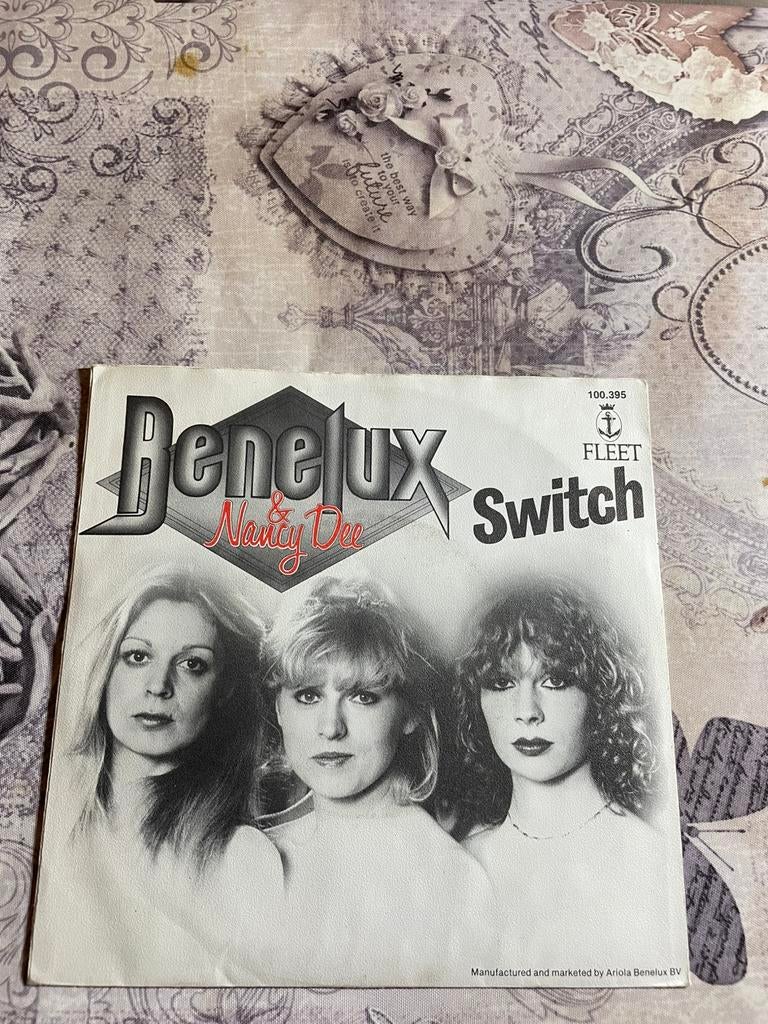 Benulux & nancy dee - switch, Cd's en Dvd's, Ophalen of Verzenden, Zo goed als nieuw