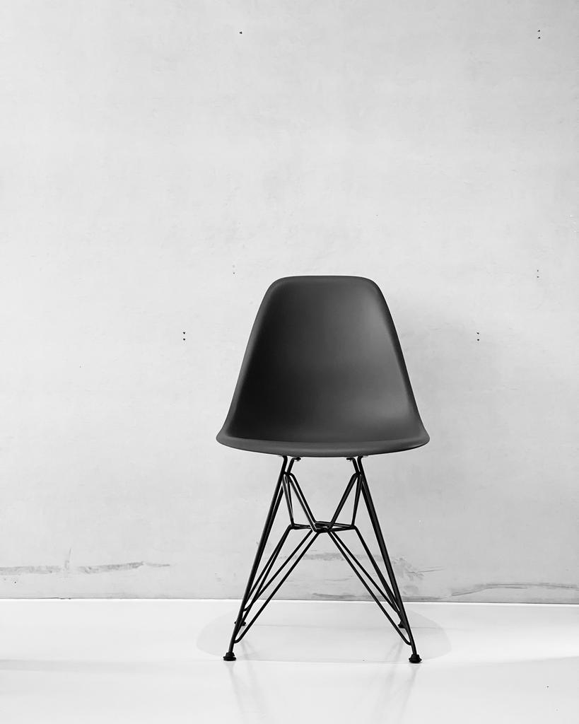 Vitra eames dsr zwart stoelen, Huis en Inrichting, Stoelen, Ophalen, Zo goed als nieuw, Zwart