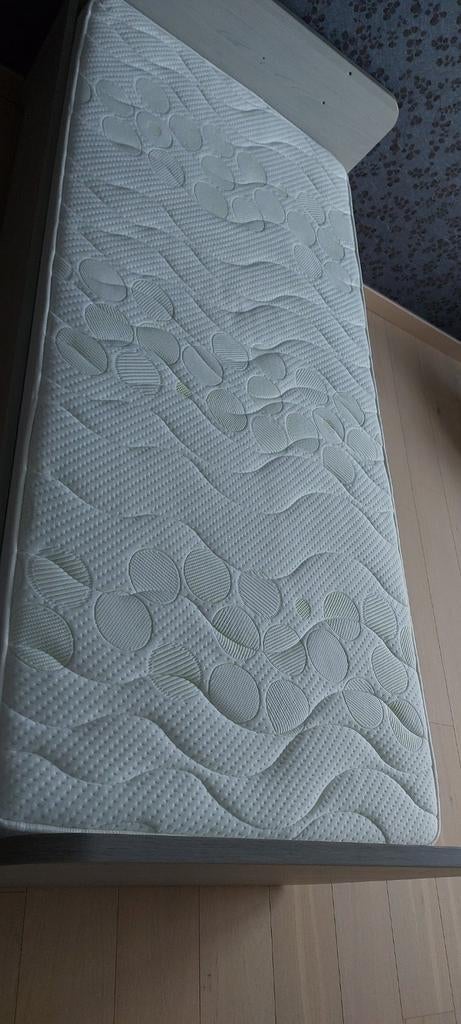 1 persoonsmatras Lotus, Ophalen