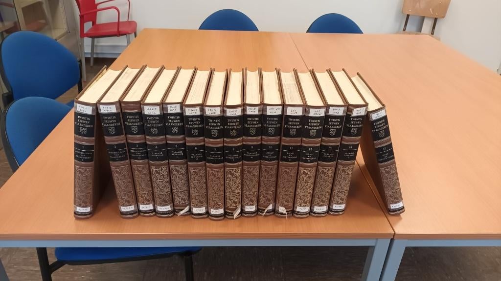 20 eeuwen Vlaanderen 15 delen Heideland-Orbis, Ophalen, 20e eeuw of later, Gelezen