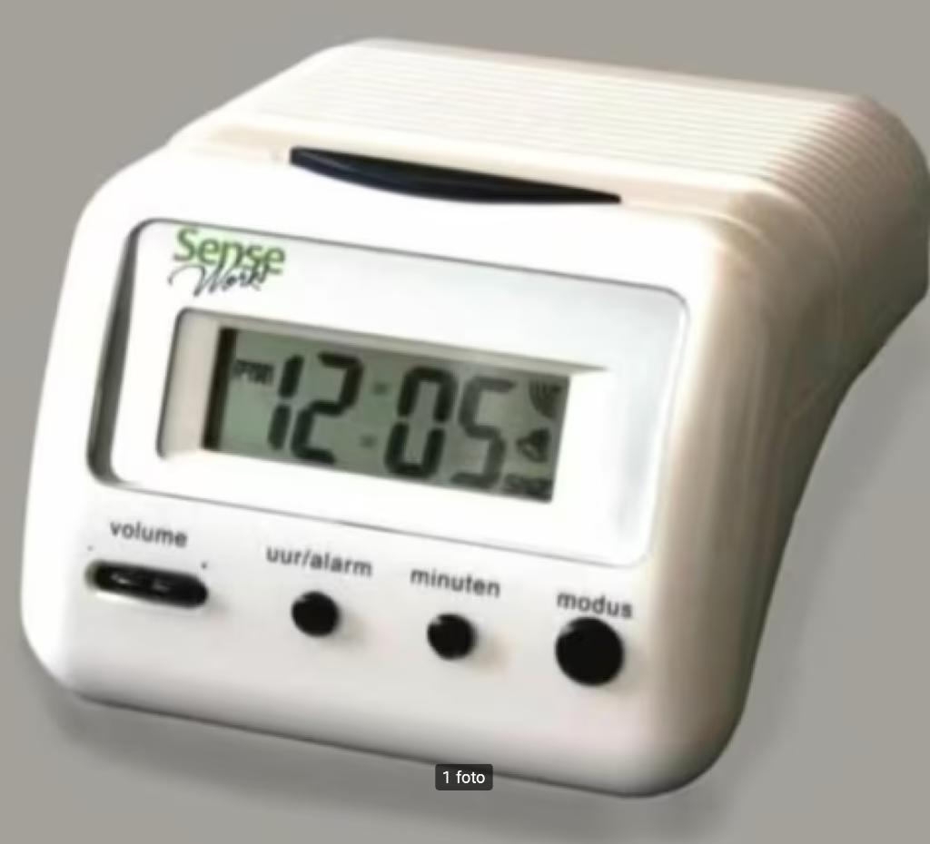 Sprekende klok Alarmklok SenseWorks, Ophalen