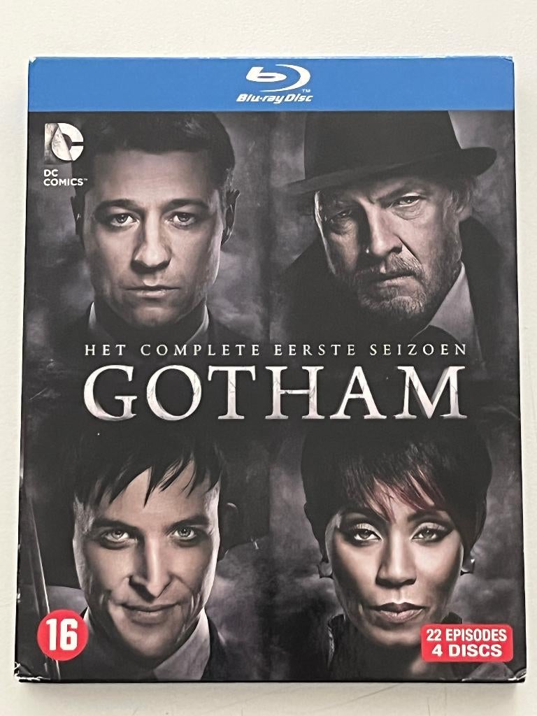 Gotham - Het Complete Eerste Seizoen (Blu-ray), CD & DVD, Blu-ray, Enlèvement ou Envoi, Utilisé, TV & Séries télévisées, Coffret