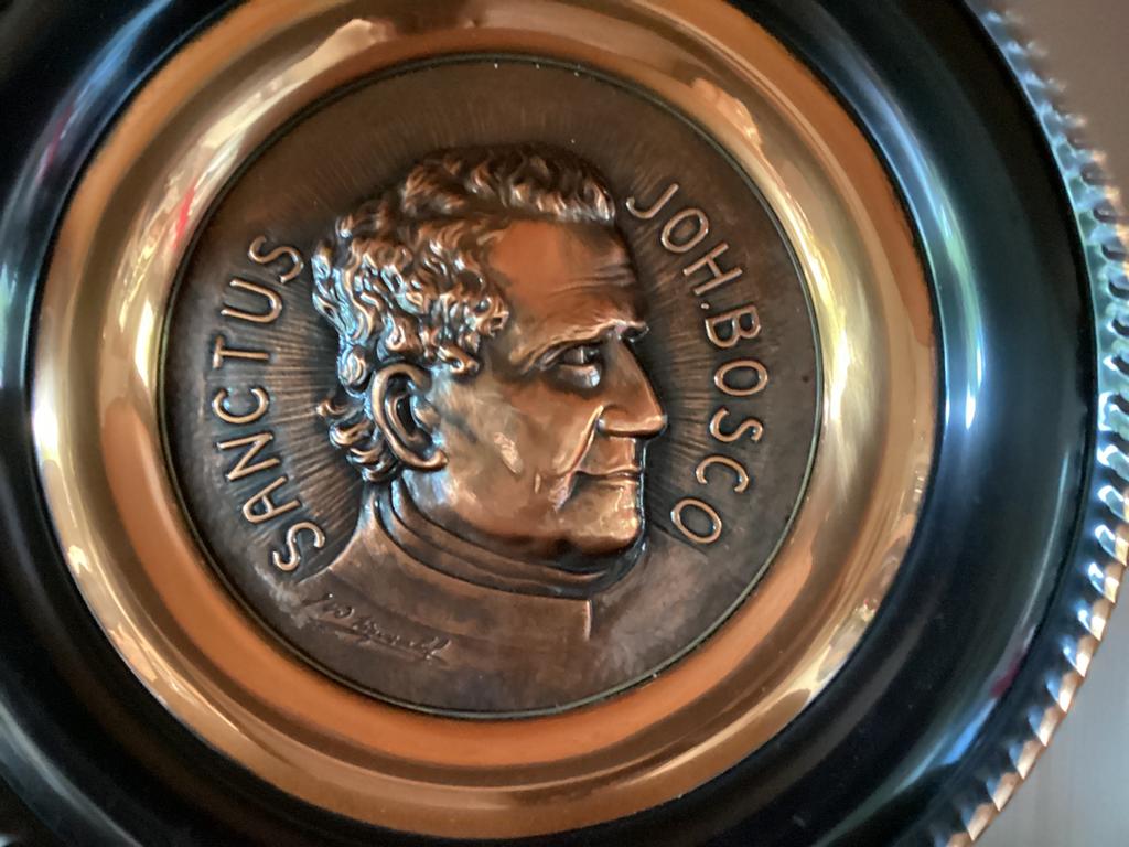 Koperen ronde plaat:  Sanctus Joh.Bosco, Ophalen of Verzenden