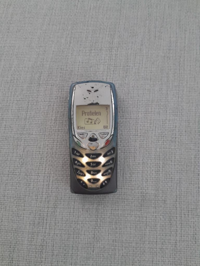 Nokia 8310, Télécoms, Enlèvement, Utilisé, Pas d'appareil photo