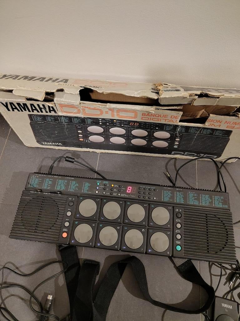 Yamaha DD-10 drum machine, Musique & Instruments, Batteries électroniques, Enlèvement, Yamaha