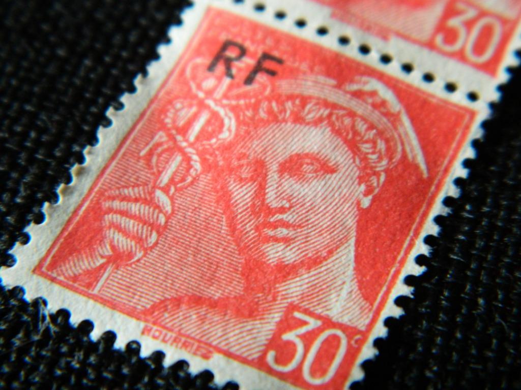 France - Timbre Type Mercure.  De 1942 surcharge RF, Envoi