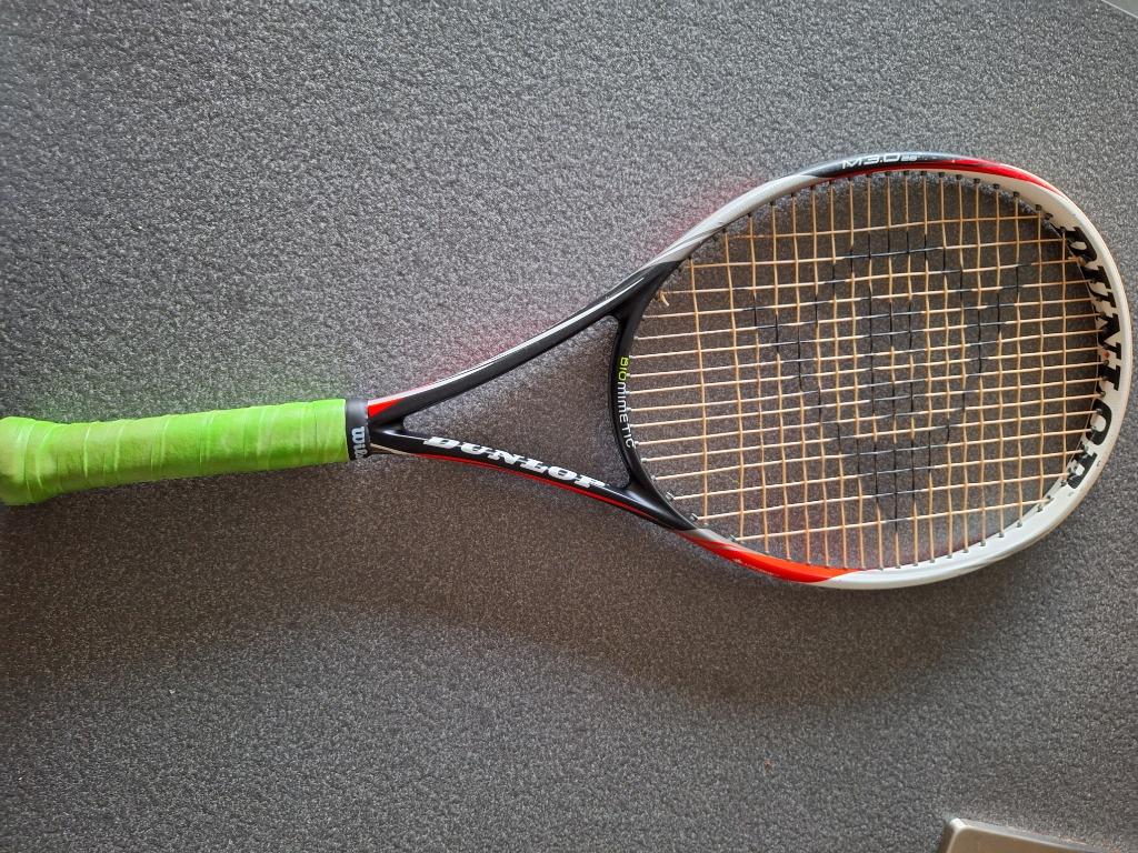 Tennisracket kind dunlop 26 inch prima staat, Gebruikt, L4, Ophalen of Verzenden, Racket