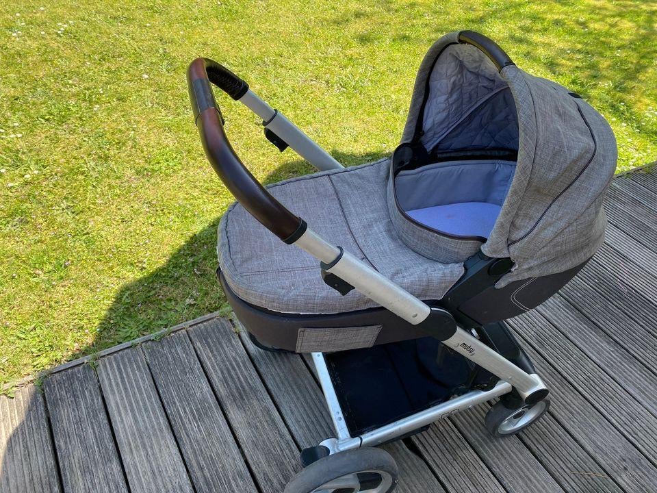 Set kinderwagen Mutsy Igo met voetenzak, Kinderen en Baby's, Kinderwagens en Combinaties, Ophalen, Gebruikt, Kinderwagen, Mutsy