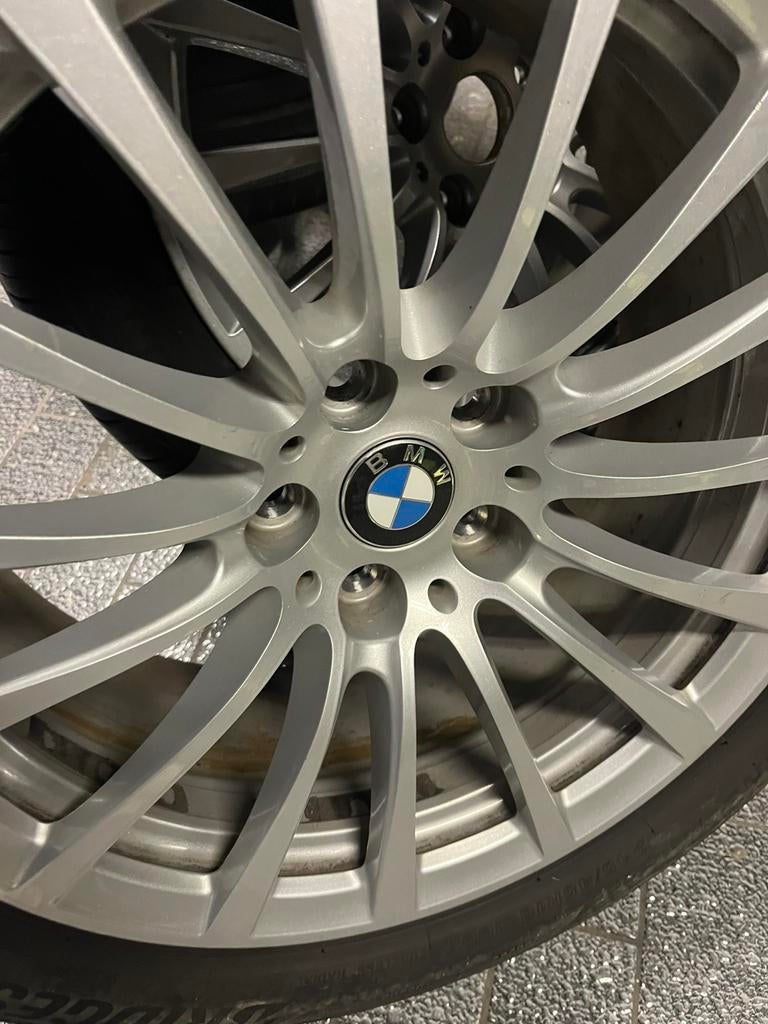 BMW 18” velgen met zomerbanden 245/45R18, Auto-onderdelen, Ophalen