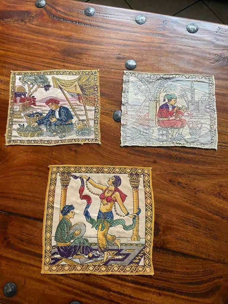 3 napperons tissus …10€ piece ou 25 les 3, Antiquités & Art, Enlèvement ou Envoi