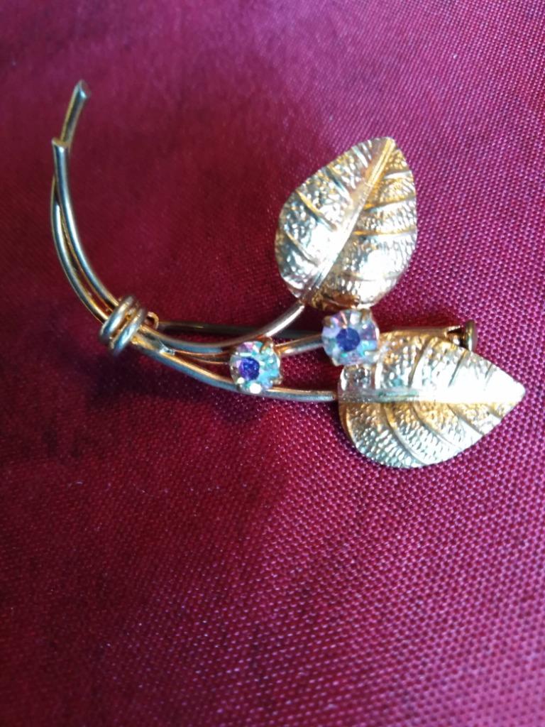 Ancienne broche en métal doré avec deux pierres, Enlèvement ou Envoi, Broche, Doré