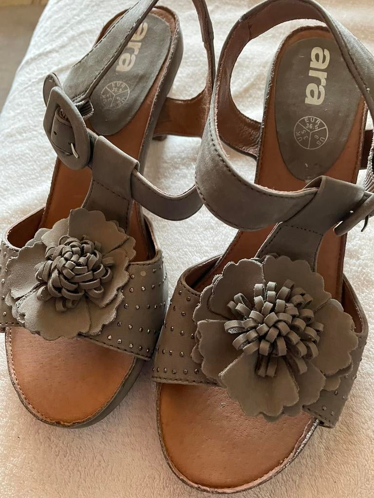 Chaussures New Ara M/ 36.5, Vêtements | Femmes, Chaussures, Enlèvement ou Envoi, Neuf