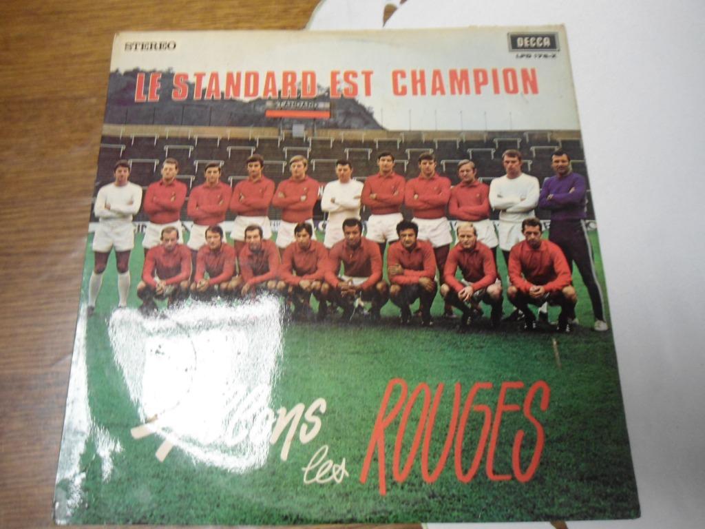 Ancien 33 Tours Standard de Liège Année 70, CD & DVD, Enlèvement ou Envoi, Utilisé, Autres formats