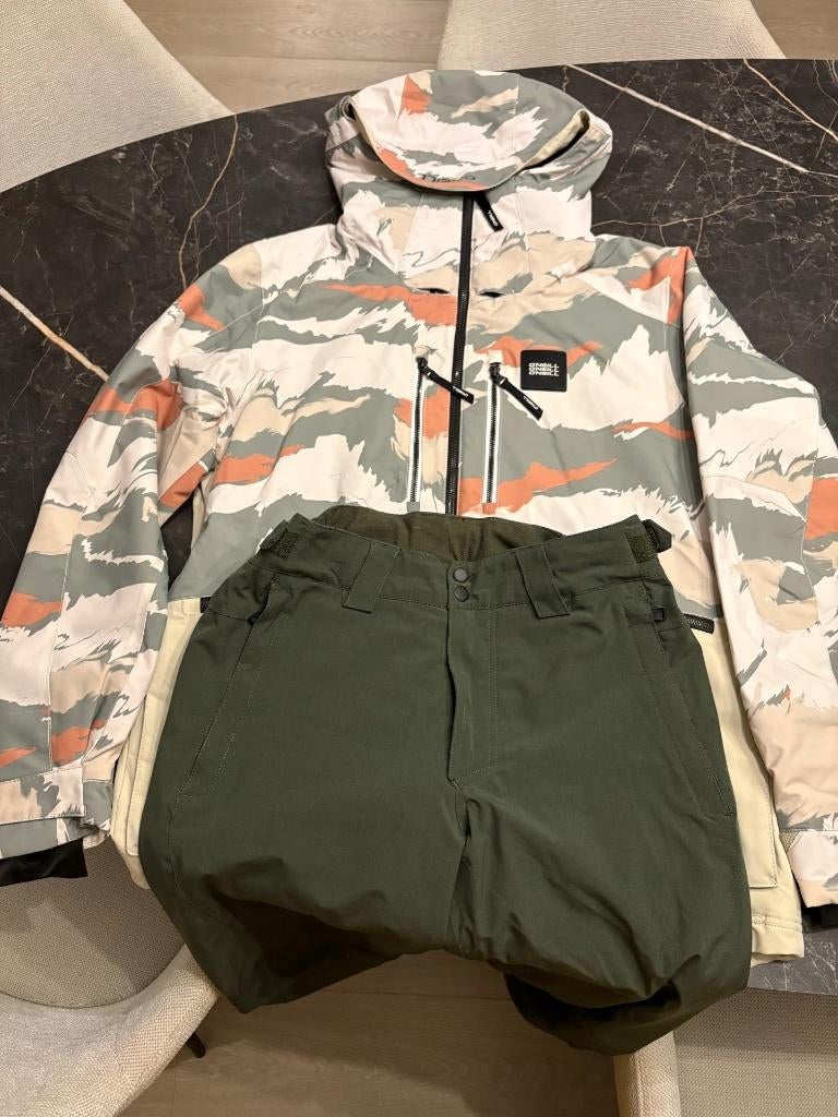 O'Neill snowboard jas+broek man (1x gebruikt), Kleding | Heren, Ophalen, Zo goed als nieuw, Pak, Maat 48/50 (M)