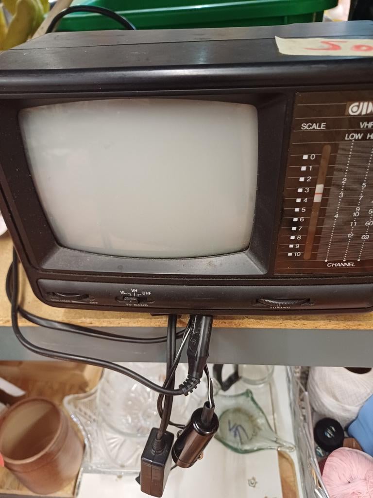 Tv vintage, Enlèvement