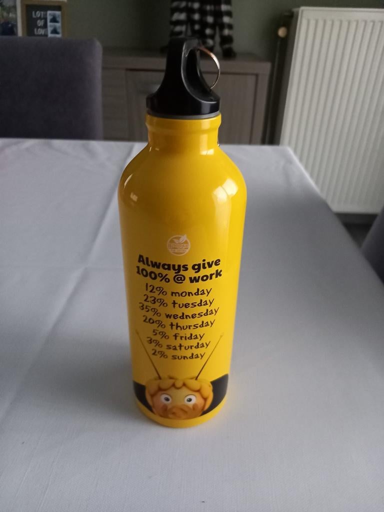 Drinkfles maya de bij, Ophalen