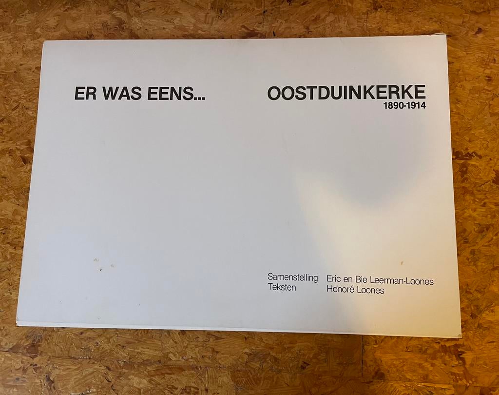 Foto verzamelmap "Er was eens Oostduinkerke 1890-1914", Boeken, Ophalen, Zo goed als nieuw
