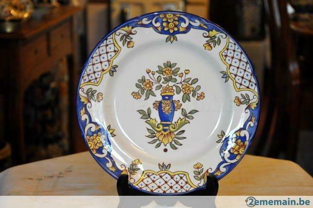 assiette saint clément decor vase et fleur, Enlèvement ou Envoi