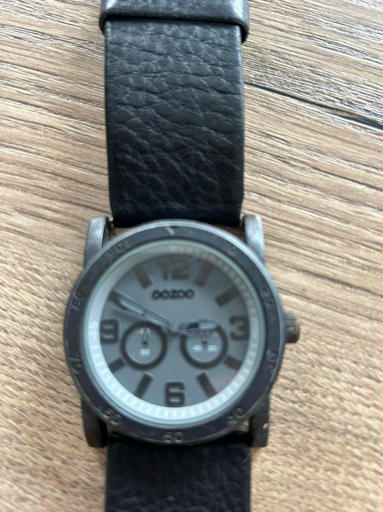 Horloge OOZOO, Montre-bracelet, Autres marques, Enlèvement ou Envoi, Cuir