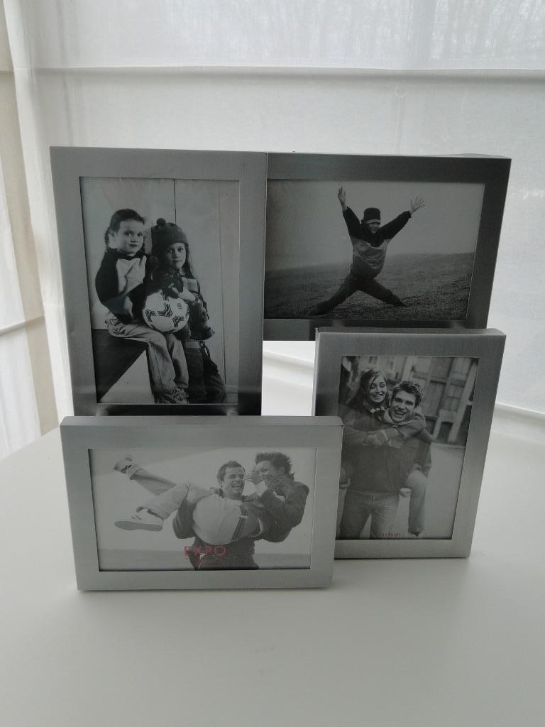 Cadre pour 4 photos, Enlèvement ou Envoi, Utilisé